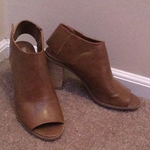 Ankle open toe booties